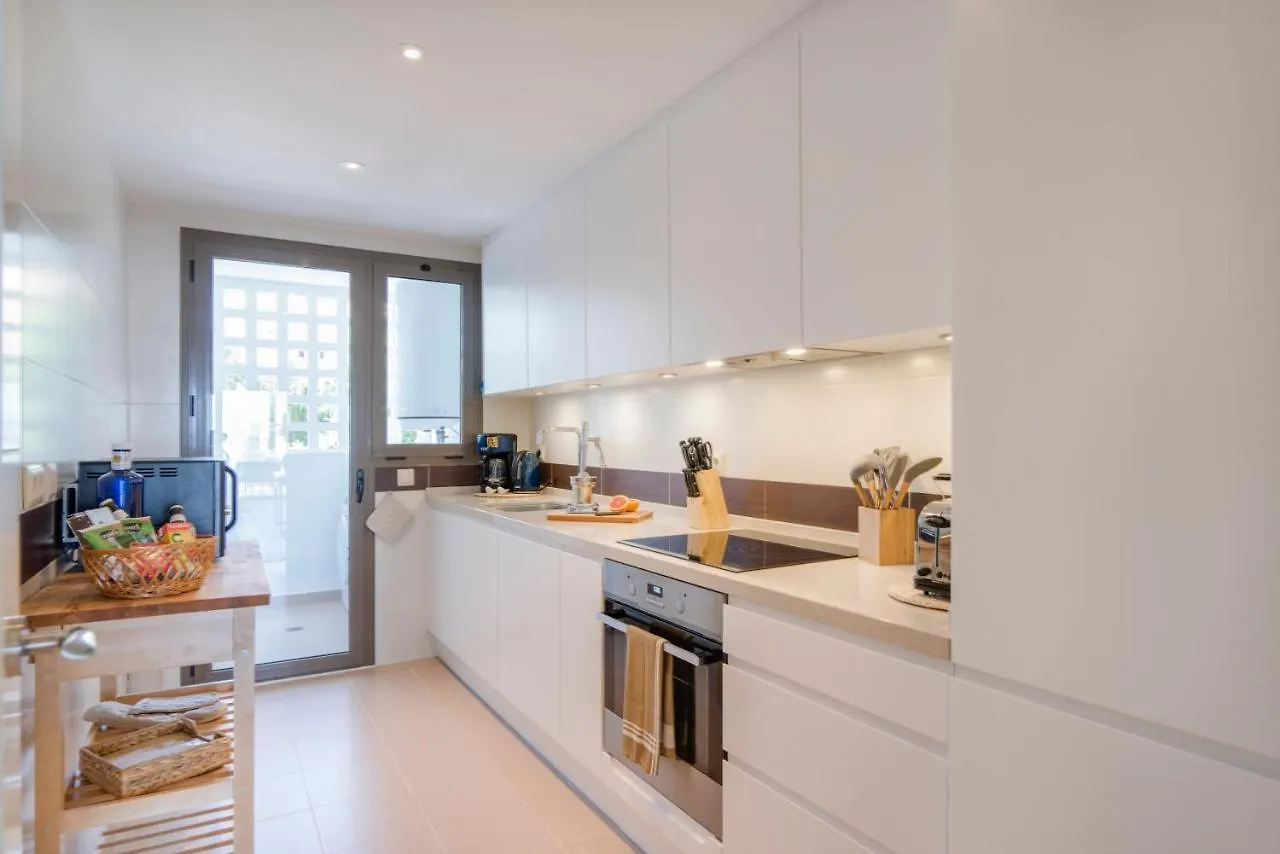 Luxury Apartment Rosita Sitio de Calahonda 0*,  Spain